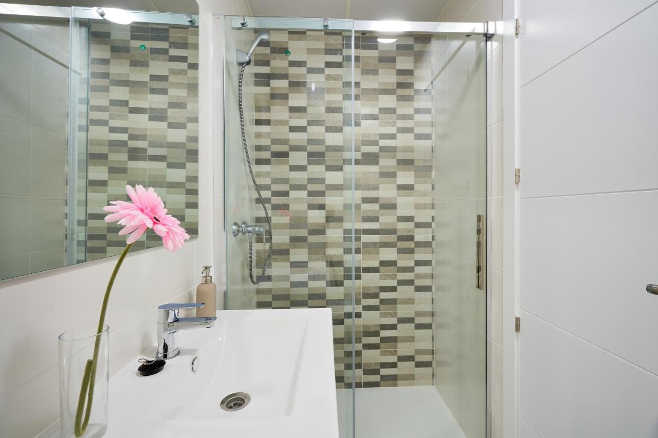 Malaguetabeach Apartment Μάλαγα Εξωτερικό φωτογραφία